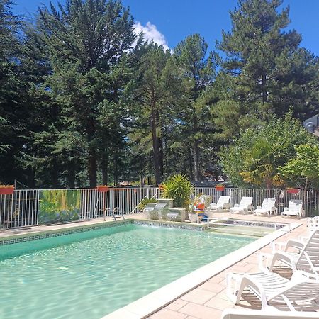 Camping La Source Sournia Eksteriør billede